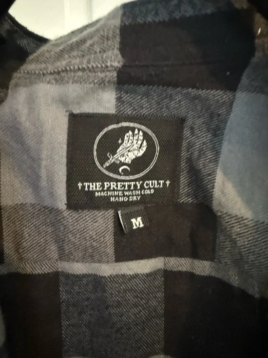 The Pretty Cult Black & Gray Plaid Graphic Flannel Shirt - Death Tarot Design - Picture 5 of 5